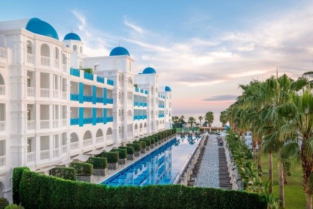 Rubi Platinum Spa Resort & Suites - 120