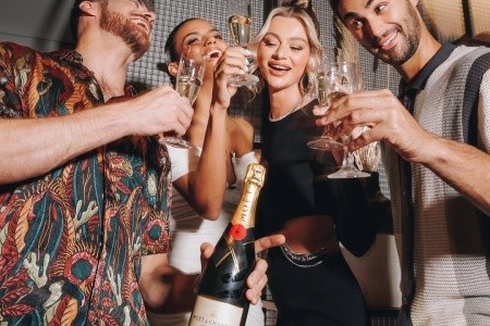 Spojené arabské emiráty Dubaj Ja Ocean View Hotel Jumeirah Beach 12 dňový pobyt Polpenzia Letecky Letisko: Praha March 2026 (12/03/26-23/03/26)