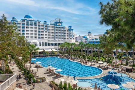 Rubi Platinum Spa Resort & Suites - 125