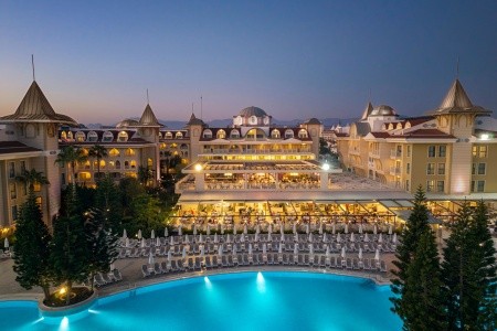 Side Star Resort - 180