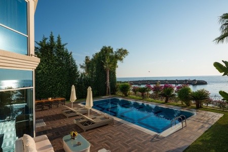 Rubi Platinum Spa Resort & Suites - 141