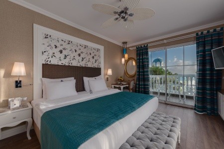 Rubi Platinum Spa Resort & Suites - 186