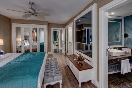 Rubi Platinum Spa Resort & Suites - 222