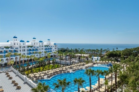 Rubi Platinum Spa Resort & Suites - 246