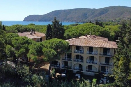 Rezidence Golfo Della Lacona