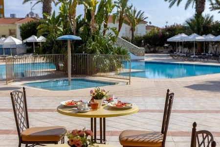 Seagull Hotel Apartments - 21