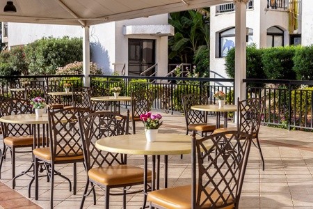 Seagull Hotel Apartments - 25