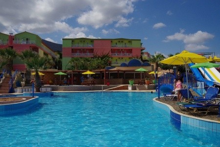 Eri Beach & Village - 8