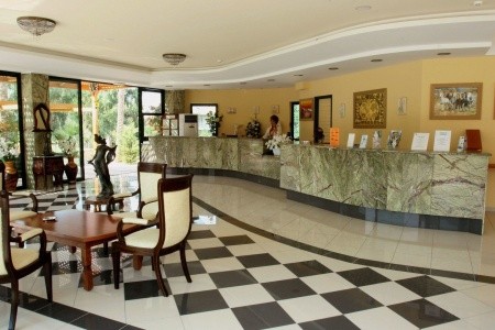 Eri Beach & Village - 13