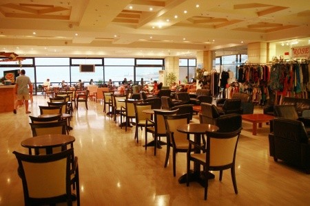 Eri Beach & Village - 14