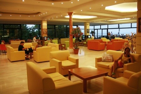 Eri Beach & Village - 15