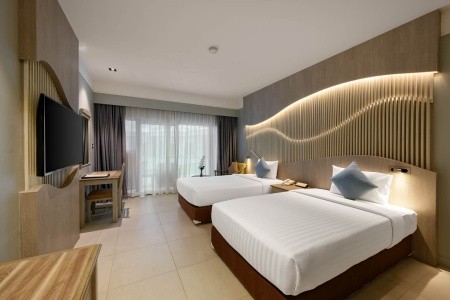 Amora Beach Resort Phuket - 35