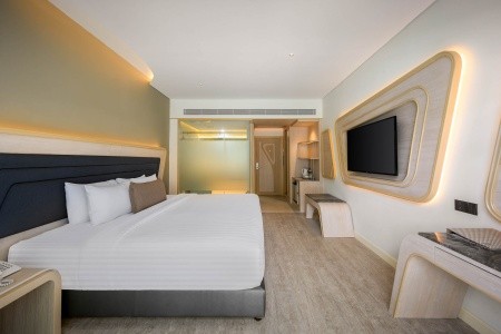 Amora Beach Resort Phuket - 48