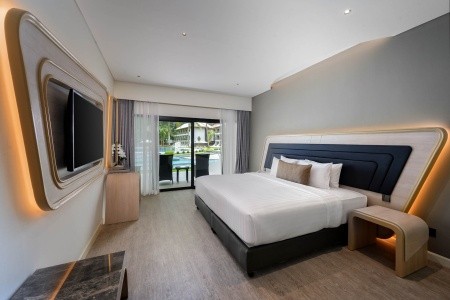 Amora Beach Resort Phuket - 63