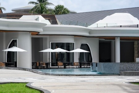 Amora Beach Resort Phuket - 71