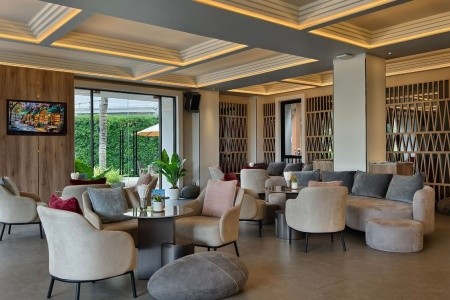 Amora Beach Resort Phuket - 89