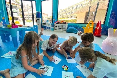 Amora Beach Resort Phuket - 91