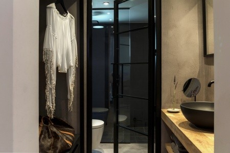 Minos Beach Art - 18