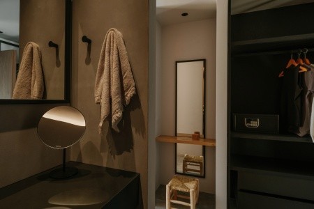 Minos Beach Art - 29