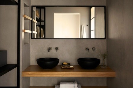 Minos Beach Art - 30