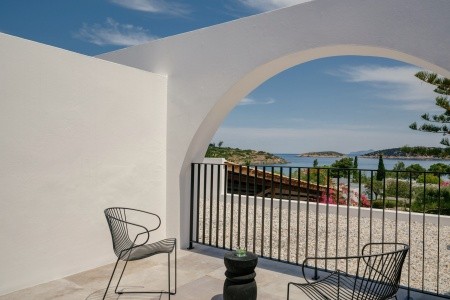 Minos Beach Art - 33