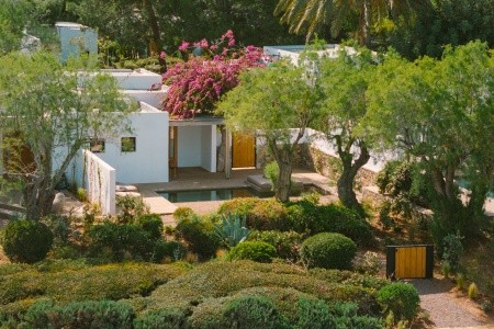 Minos Beach Art - 35