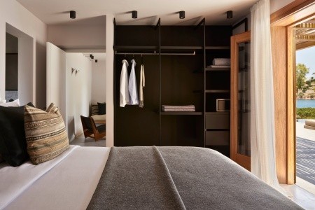 Minos Beach Art - 52