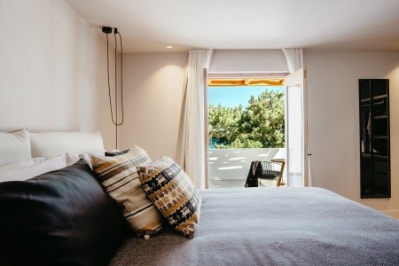 Minos Beach Art - 76