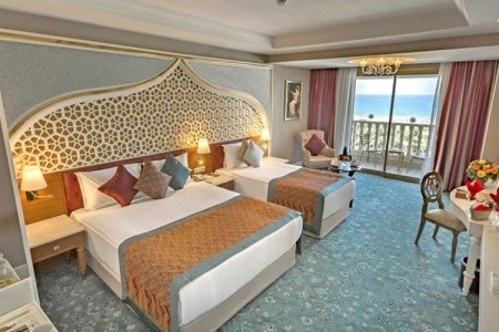 Royal Taj Mahal - 18