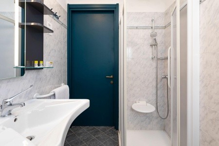 B&B Hotel Como City Center - 26