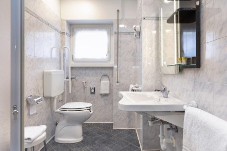 B&B Hotel Como City Center - 27