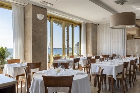 Diano Marina Palace