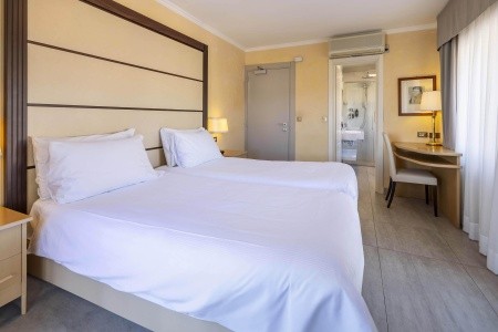Diano Marina Palace
