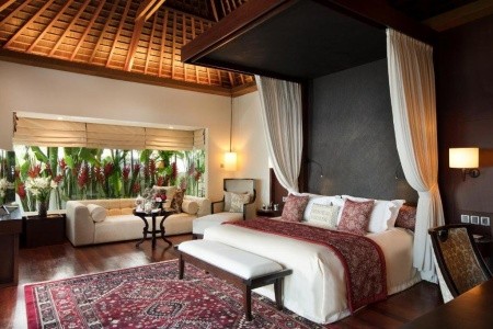 The Royal Santrian - 24