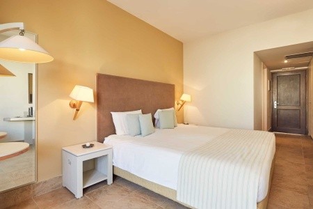 Grand Bay Beach Resort - 18