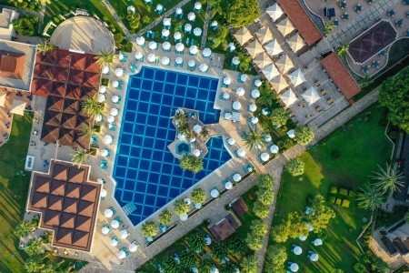 Crystal Tat Beach Golf Resort & Spa - 9