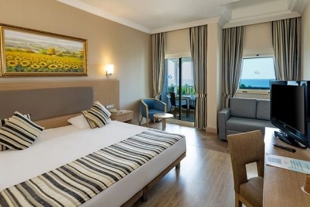 Crystal Tat Beach Golf Resort & Spa - 30