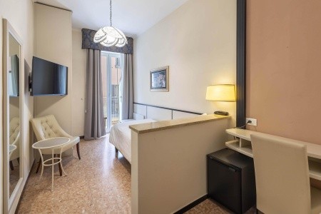 Diano Marina Palace