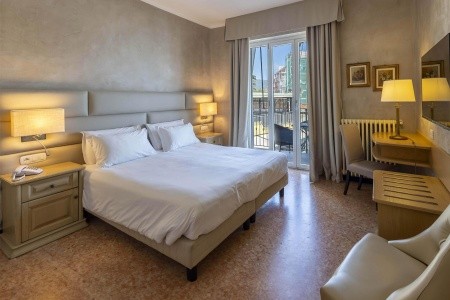 Diano Marina Palace