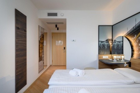 Slovinsko  B&B Hotel Maribor 10 dňový pobyt Raňajky Vlastná December 2026 (14/12/26-23/12/26)