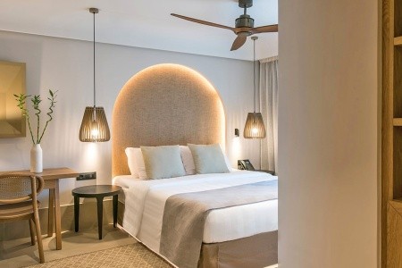 Grécko Kréta Paralos Venus Suites 7 dňový pobyt Raňajky Letecky Letisko: Praha June 2026 (14/06/26-20/06/26)