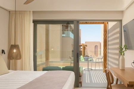 Grécko Kréta Paralos Venus Suites 7 dňový pobyt Raňajky Letecky Letisko: Praha June 2026 (14/06/26-20/06/26)