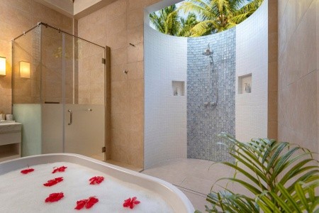 Maldivy Severný Atol Male Bandos Island Resort 7 dňový pobyt Plná penzia Letecky Letisko: Praha June 2026 (12/06/26-18/06/26)