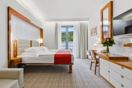 St. Joseph Royal Regent - 19