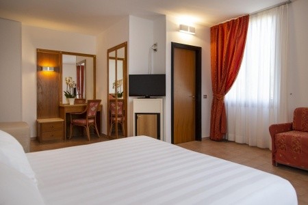 Villa Paradiso Village (Passignano Sul Trasimeno) - 18