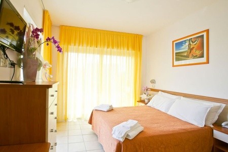 Adria Beach Club (Villamarina Di Cesenatico) - 21