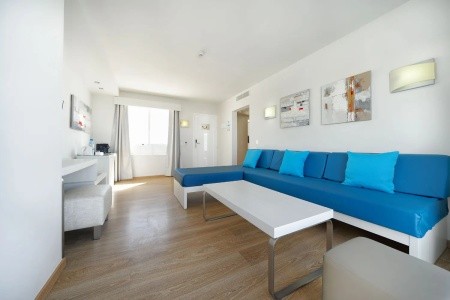 Aequora Lanzarote Suites - 32