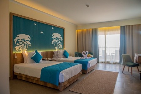 Lazuli And Resort - 37