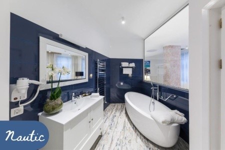 The Mansion Boutique Hotel - 8