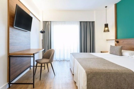 Fergus Puerto De La Cruz (Ex. Smy) - 28